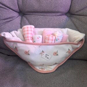 Infant Hooded Towel with Washcloths